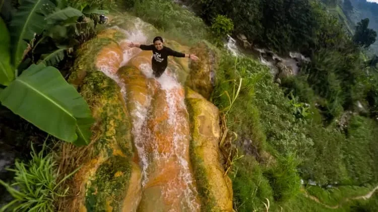 Air Panas di Curug Merawu Desa Giritirta, Banjarnegara. (dok. Pemprov Jateng)