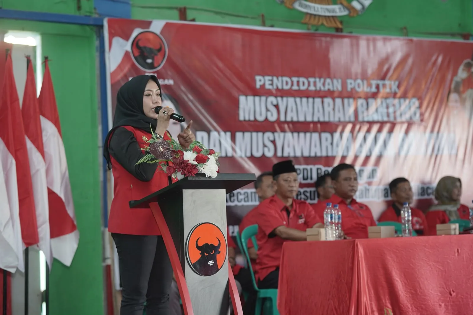 Pembentukan kepengurusan secara serentak pada Minggu (4/10/2026) malam di lima Pengurus Anak Cabang (PAC) PDIP.(Foto: dok DPC PDIP Cilacap)