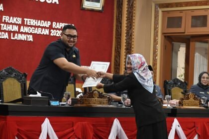 Pemandangan umum fraksi DPRD Purbalingga