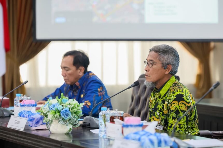 Sekda Jateng saat rapat koordinasi peringatan hari jadi jateng ke 81