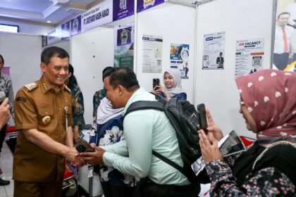 Gubernur datangi lokasi Job Fair Jateng