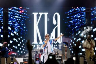 KLa Project Bikin Ribuan Penonton Bernostalgia di Harmony of Java 2026