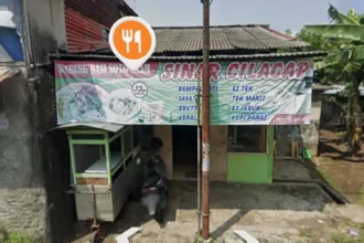 Lokasi Nasi Soto Ayam Sinar Cilacap, sebagai kuliner legendaris sejak 1982. (Foto: Tangkapan Layar Google Maps)