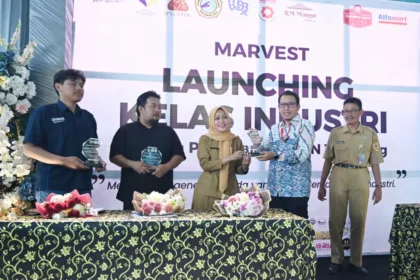 Launching kelas industri pemasaran SMKN 1 Bawang Banjarnegara