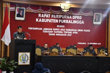 Sidang paripurna DPRD dengan agenda pembahasan APBD Purbalingga tahun anggaran 2027
