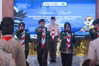 Kwartir Cabang (Kwarcab) Gerakan Pramuka Banyumas resmi melepas kontingennya untuk berlaga pada Perkemahan Wirakarya Daerah XI Jawa Tengah Tahun 2026. Prosesi pelepasan berlangsung di Pendopo Si Panji, Kamis (24/9/2026).(Foto: banyumaskab.go.id)