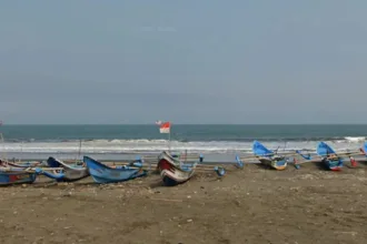 Pantai Tegalkamulyan, menjadi salah satu tempat healing terbaik di Cilacap. (Foto: Google Street View