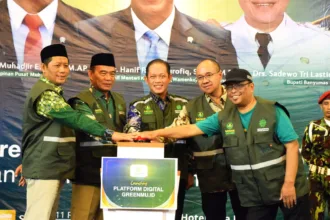 Pimpinan Daerah Muhammadiyah (PDM) Banyumas meluncurkan langkah strategis dalam penanganan isu lingkungan melalui Pengukuhan Satgas Green Movement Muhammadiyah (GreenMu) di Hotel Java Heritage Purwokerto, Selasa (22/9/2026). (Foto: Prokompim Setda Banyumas)