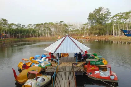 Waduk Kubangkangkung di Kecamatan Kawunganten kini sepi pengunkung. (Foto: visitjawatengah.jatengprov.go.id)