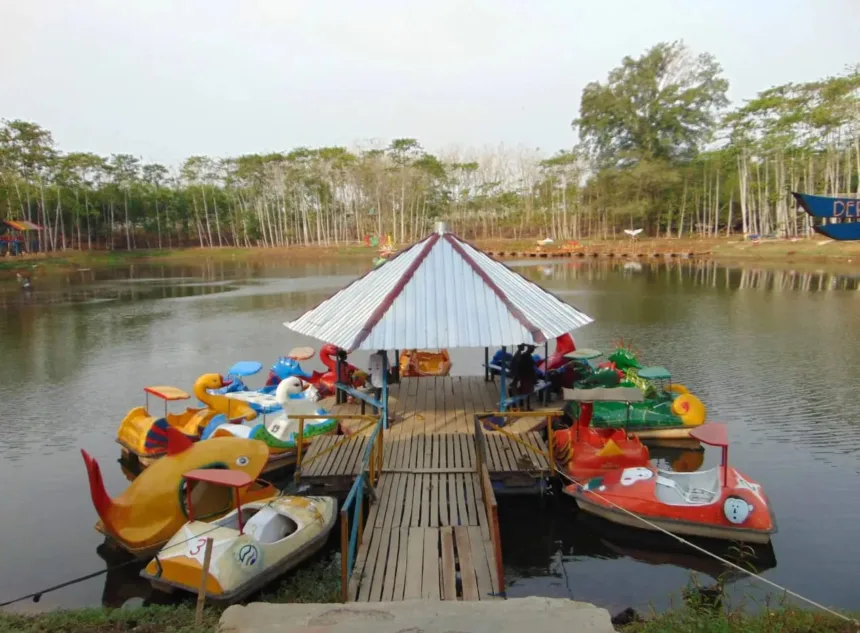 Waduk Kubangkangkung di Kecamatan Kawunganten kini sepi pengunkung. (Foto: visitjawatengah.jatengprov.go.id)