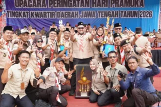 Gerakan Pramuka Kwartir Cabang (Kwarcab) Purbalingga kembali dinobatkan sebagai Juara Umum Estafet Tunas Kelapa (ETK) Kwarda Jawa Tengah 2026.(Foto: Prokompim Setda Purbalingga)