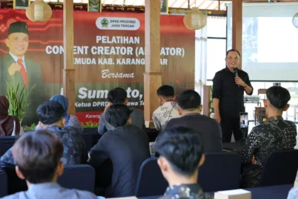 Ketua DPRD Jateng Sumanto menggelar Pelatihan Content Creator dan Afiliator di Kabupaten Karanganyar.(Foto: Sumanto)