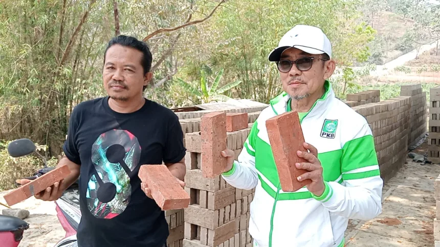 Limbah cucian pasir putih disulap jadi bata merah bekualitas