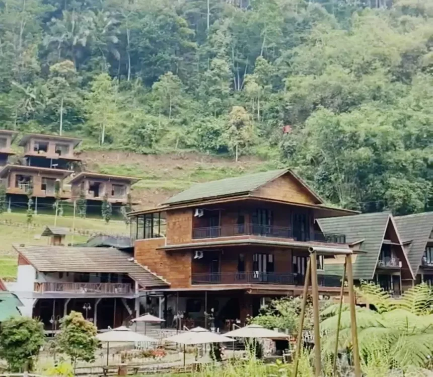 Bayan Village jadi salah satu rekomendasi healing tipis di Purwokerto. (Foto: Dok Curug Bayan)
