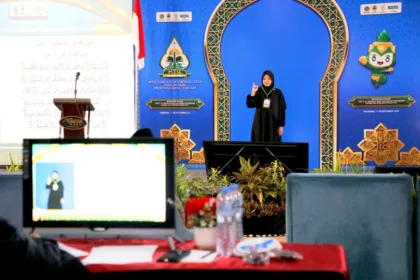 Hening Tanpa Suara, Peserta Tuli Baca Al-Qur’an dengan Isyarat di MTQ Nasional