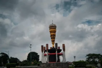 Tugu Gada Rujak Polo, ikon yang cocok menjadi spot foto estetik saat berwisata ke Banyumas. (Foto: Dok Mercusuarnews.co)