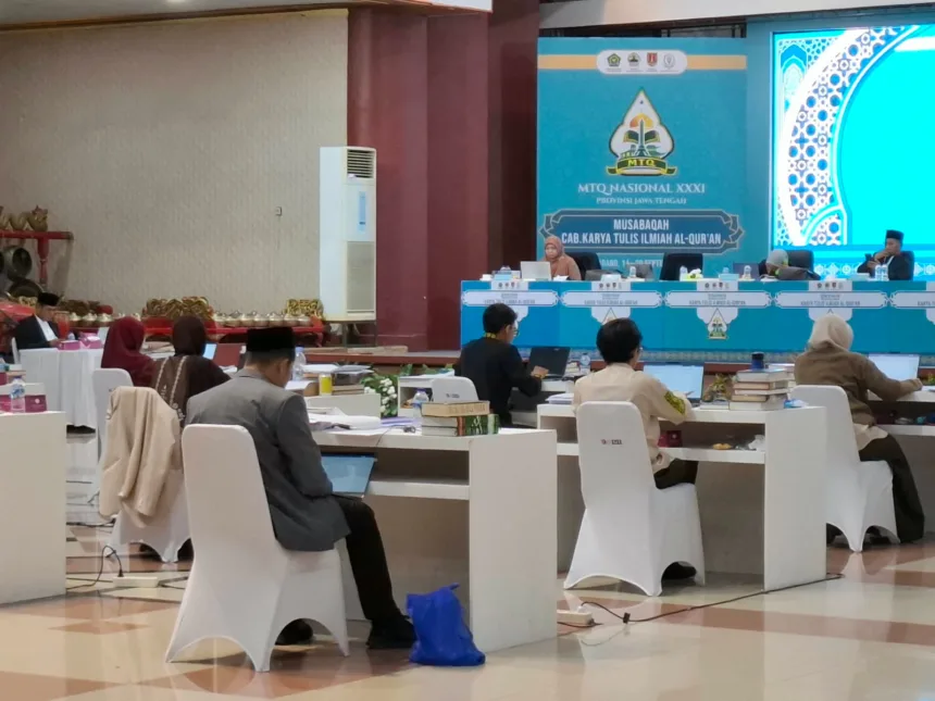 12 peserta dari delapan provinsi bersaing di semifinal MKTIQ MTQ Nasional 2026 dengan tema Ecotheology. Peserta ditantang menggali gagasan lingkungan dari perspektif Al-Qur’an.
