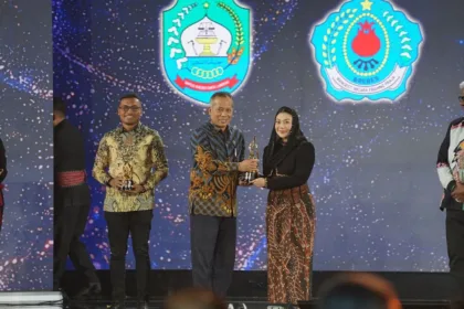 Pemkab Brebes mendapat apresiasi dalam rangkaian peringatan HUT ke-15 Kompas TV di Hotel Bidakara, Jakarta Pusat, Rabu (9/9/2026).(Foto: Humas Dinkominfotik Kabupaten Brebes)