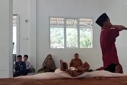 Ilustrasi, anak sedang lomba Azan. (Dok Kemenag Sijunjung)