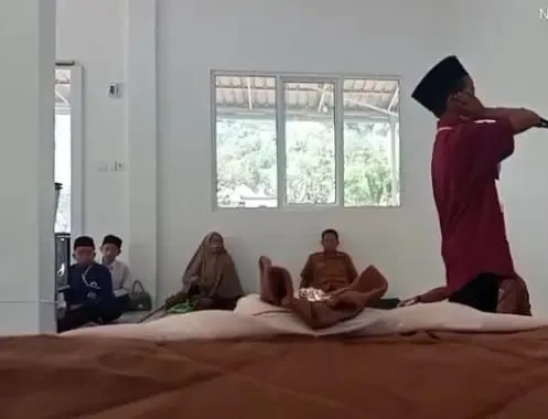 Ilustrasi, anak sedang lomba Azan. (Dok Kemenag Sijunjung)