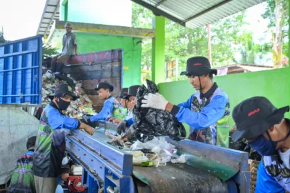 Bajarnegara siap ubah sampah plastik jadi petasol