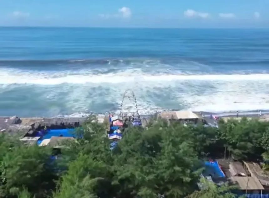 Rekomendasi spot foto yang ada di Pantai Bunton Cilacap. (Foto: TikTok @pokdarwis_dutabahari)