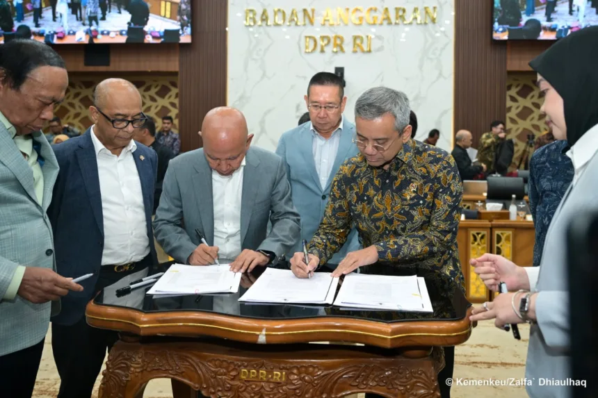 Pemerintah dan Badan Anggaran (Banggar) DPR RI menyepakati pembahasan Rancangan Undang-Undang tentang Anggaran Pendapatan dan Belanja Negara (RUU APBN) Tahun Anggaran 2027 untuk dilanjutkan ke Rapat Paripurna DPR. (Foto: kemenkeu.go.id)