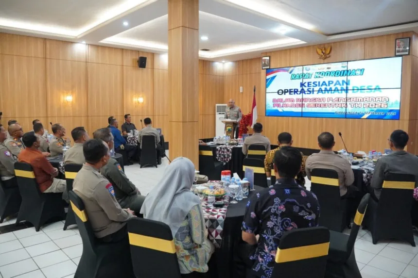 Polres Purbalingga menggelar rapat koordinasi bersama Pemkab terkait persiapan pengamanan Pilkades Serentak 2026 di Aula Wicaksana Laghawa.(Foto: Prokompim Setda Purbalingga).
