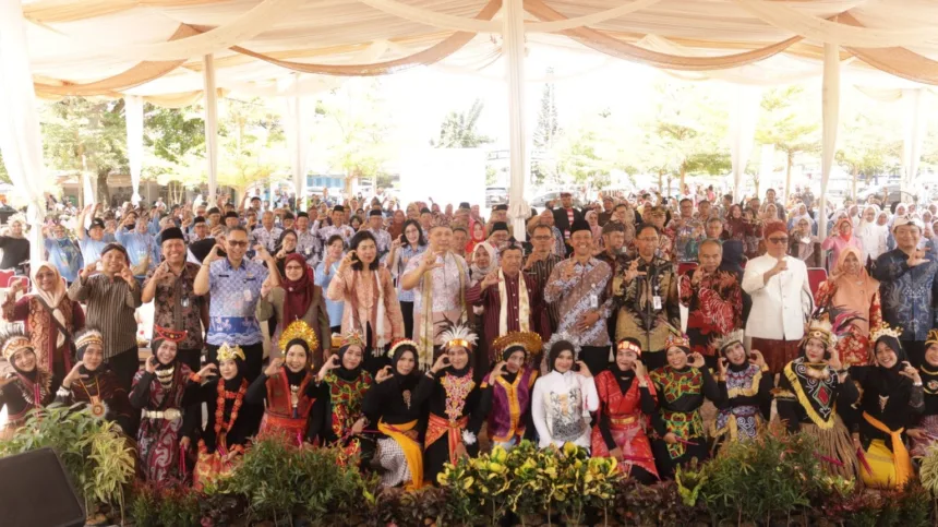 Peringatan Hari Aksara Internasional (HAI) Ke-60 Tingkat Kabupaten Cilacap yang berlangsung di Plaza Soedirman, Cilacap, pada 24–25 September 2026.(Foto: Diskominfo Cilacap)