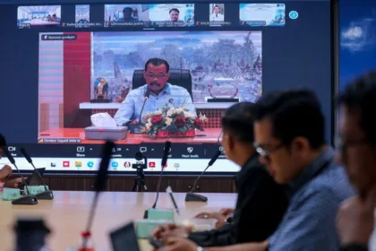 Rapat Kerja Sinergi Stakeholder Kawasan Rawan Narkoba yang digelar secara virtual dari Gedung Tan Satrisna BNN, Cawang, Jakarta Timur.(Foto: bnn.go.id)
