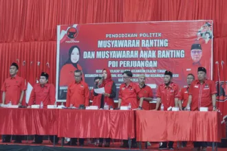 Pembentukan kepengurusan secara serentak pada Minggu (4/10/2026) malam di lima Pengurus Anak Cabang (PAC) PDIP.(Foto: dok DPC PDIP Cilacap)