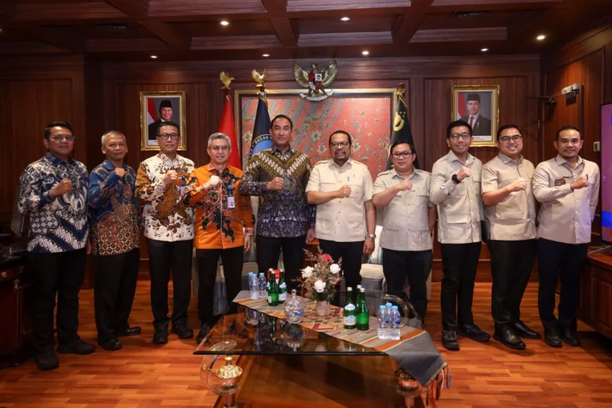Kepala BNN RI Suyudi Ario Seto menggelar audiensi bersama Kepala Badan Komunikasi Pemerintah Republik Indonesia (Bakom RI) Muhammad Qodari di Gedung BNN, Cawang, Jakarta Timur.(Foto: bnn.go.id)