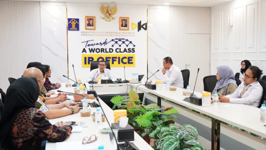 DJKI) Kementerian Hukum menggandeng Asosiasi Eksportir dan Produsen Handicraft Indonesia (ASEPHI) untuk memperkuat perlindungan sekaligus promosi produk kriya berbasis Indikasi Geografis.(Foto: dgip.go.id)