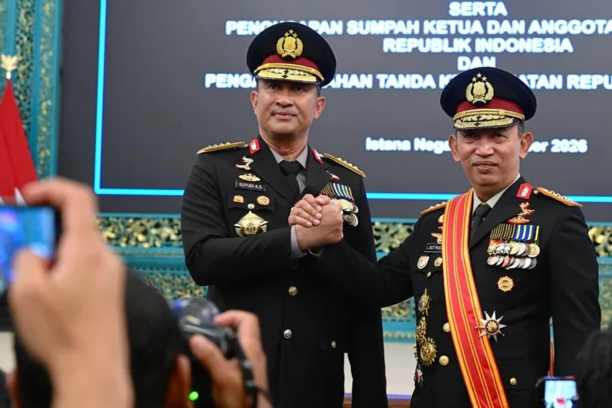 Kapolri Jenderal Polisi Suyudi Ario Seto (kiri).(Foto: BPMI Setpres)
