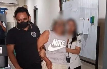 Petugas Kantor Imigrasi Denpasar memindahkan seorang Warga Negara Asing asal Belanda berinisial FM ke Rumah Detensi Imigrasi Denpasar.(Foto: imigrasi.go.id)