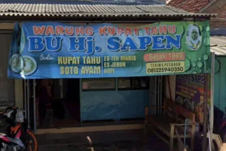 Sejarah perubahan lokasi tempat berjualan Kupat Tahu Hj. Sapen. (Foto: Google Street View)