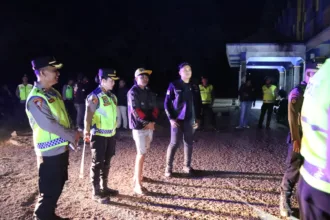 Kapolres Banjarnegara saat memimpin langsung patroli malam