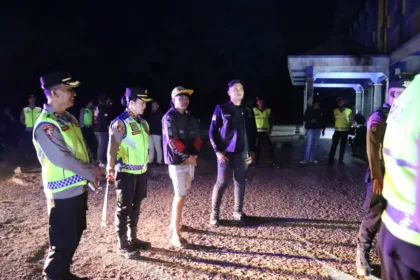 Kapolres Banjarnegara saat memimpin langsung patroli malam