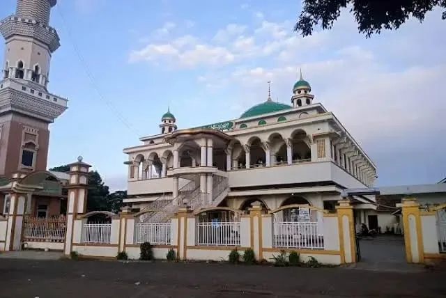 Jejak sejarah Masjid Besar Mujahidin Majenang di Cilacap yang dahulu bernama Masjid Kauman. (Foto: masjidbesarmujahidinmajenang.com)