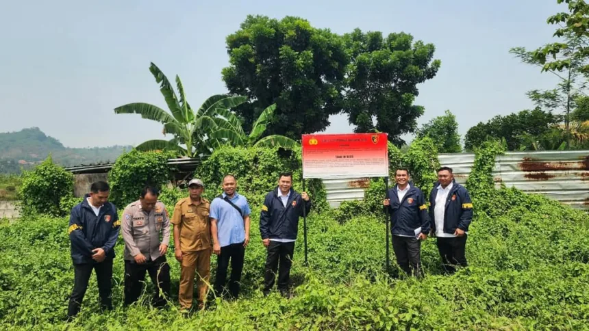 Bareskrim Polri menyita lima aset tanah dan bangunan senilai total Rp425 miliar terkait kasus dugaan penipuan investasi PT Dana Syariah Indonesia.(Foto: Humas Polri)